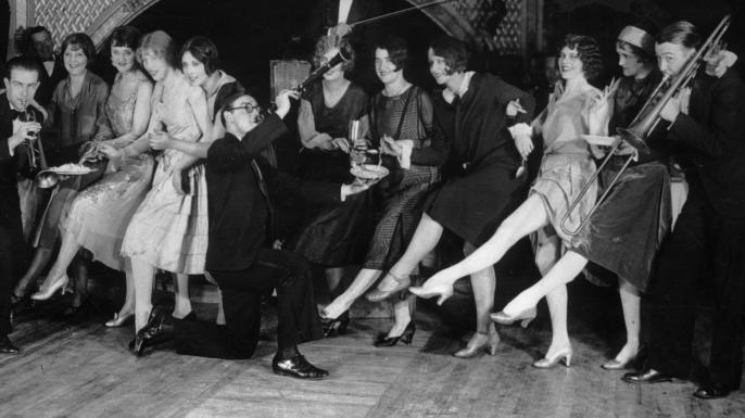 Crash Course: The Roaring 20s - Jazz, Flappers, and Economic Boom