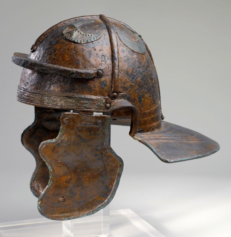 Understanding the Roman Helmet Crest: Its Role and Design Variations